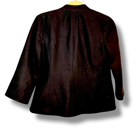 Tabitha  Women's Anthropologie Black Ruffle Short  Jacket Blazer Wool Blend Sz 6 - Picture 2 of 7
